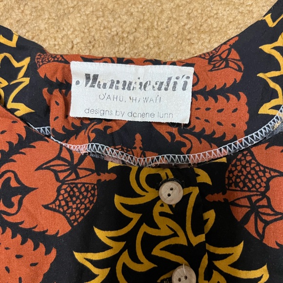 Manuhealii repurposed (crop) top - Picture 5 of 5